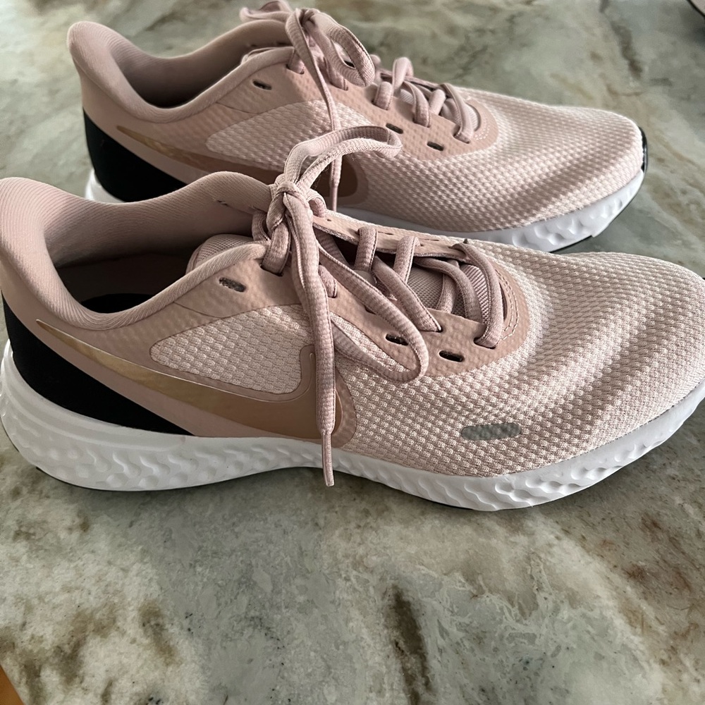 Nike Revolution Sneakers - Size 7